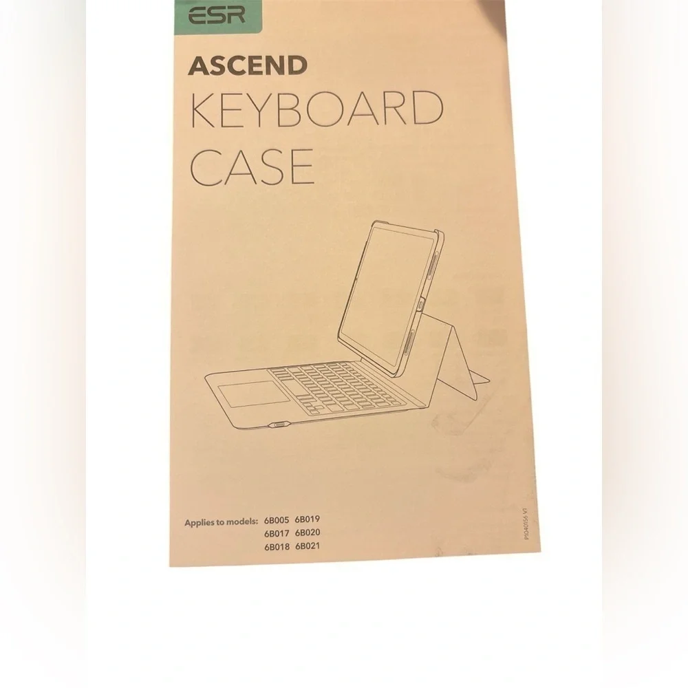 ESR Ascend for NEW iPad Air (12.9 diagonal) Keyboard Case - Black - NIB